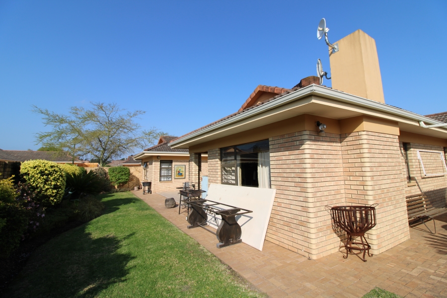 3 Bedroom Property for Sale in Heather Park Western Cape